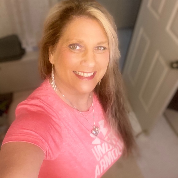 Meet your Posher, Posh - Picture 1 of 1